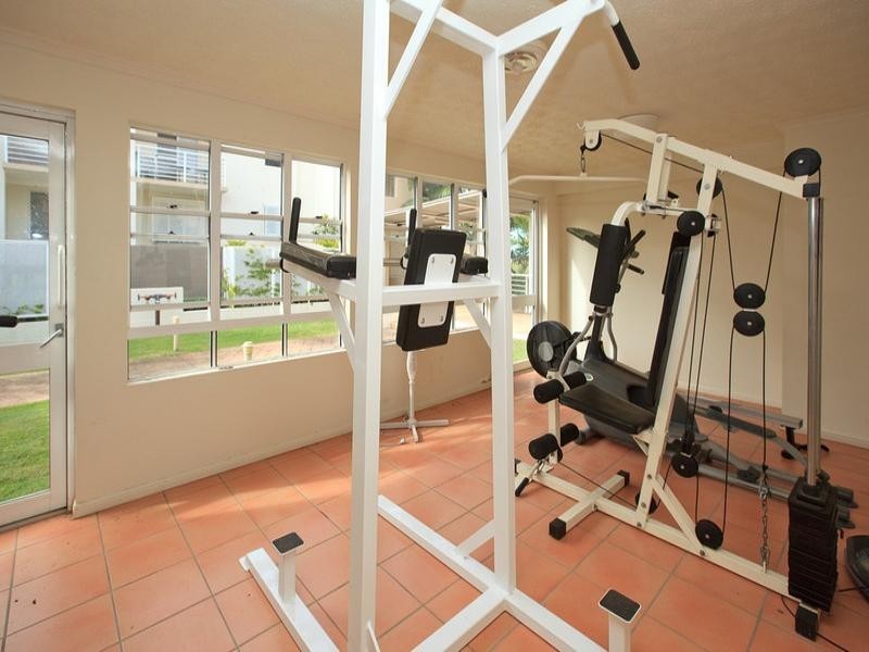 4/96 Norman Crescent, Norman Park QLD 4170