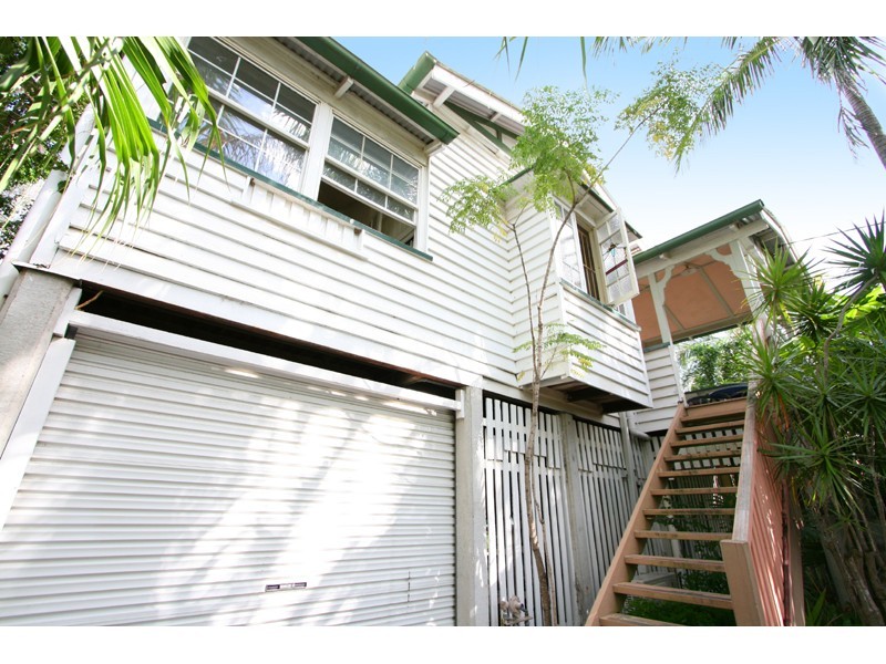 46 Miles Street, Hawthorne QLD 4171