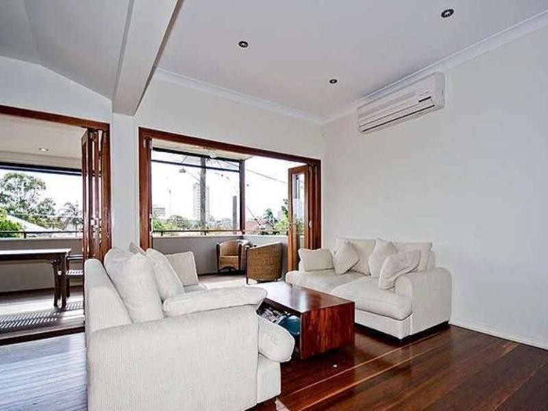 16 Lisburn Street, East Brisbane QLD 4169