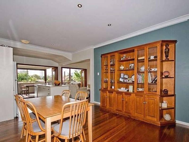 16 Lisburn Street, East Brisbane QLD 4169