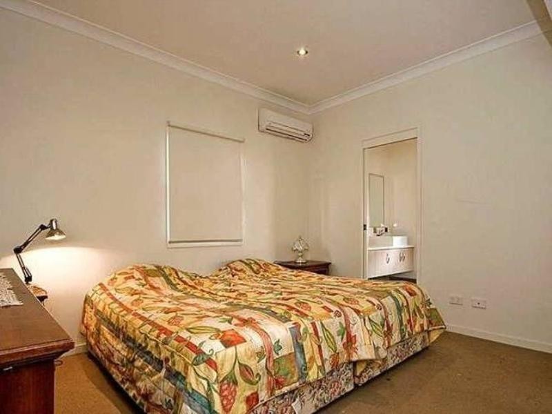 16 Lisburn Street, East Brisbane QLD 4169