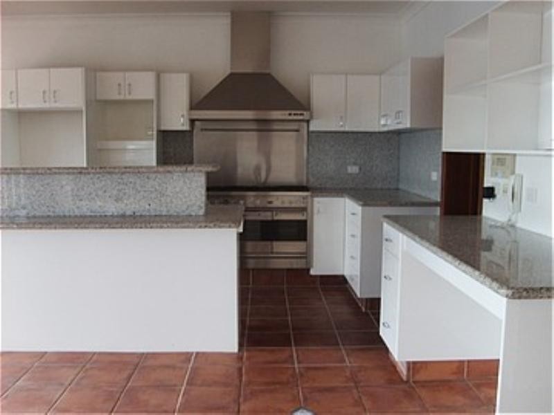 144 Virginia Avenue, Hawthorne QLD 4171