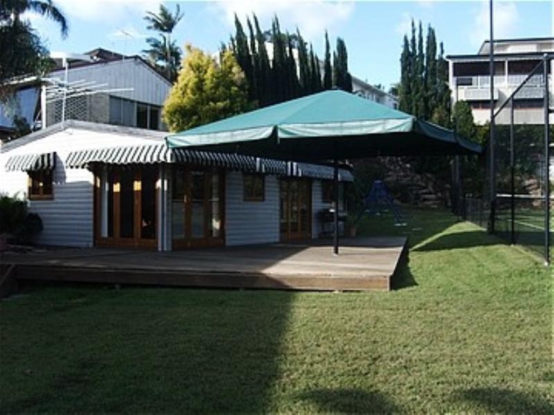 144 Virginia Avenue, Hawthorne QLD 4171