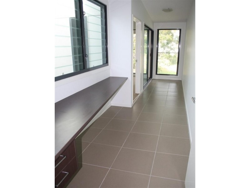 42 Apollo Road, Bulimba QLD 4171