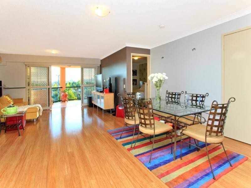 7/16 Norman Crescent, Norman Park QLD 4170