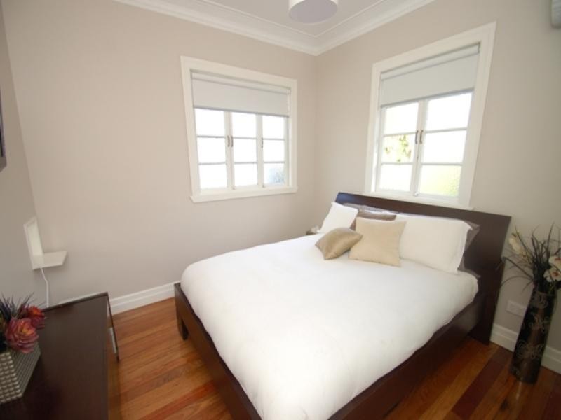 126 Hawthorne Road, Hawthorne QLD 4171