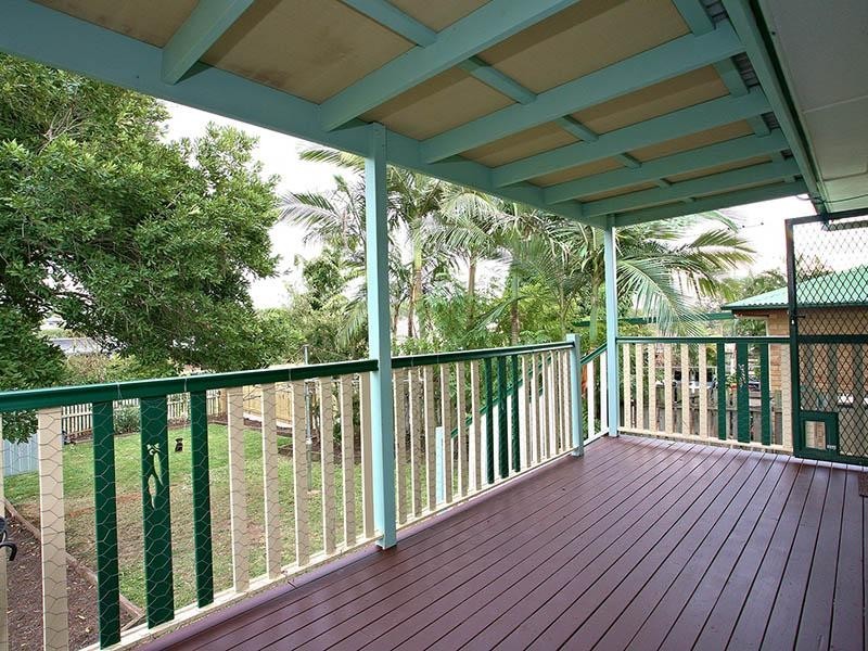 2 Skirving Street, Morningside QLD 4170