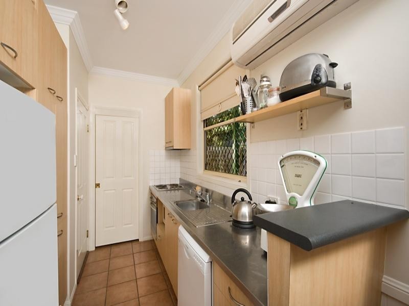 4/52 Longfellow Street, Norman Park QLD 4170