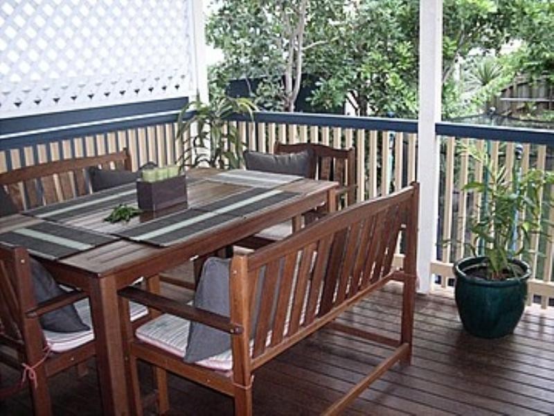 367 Hawthorne Road, Hawthorne QLD 4171