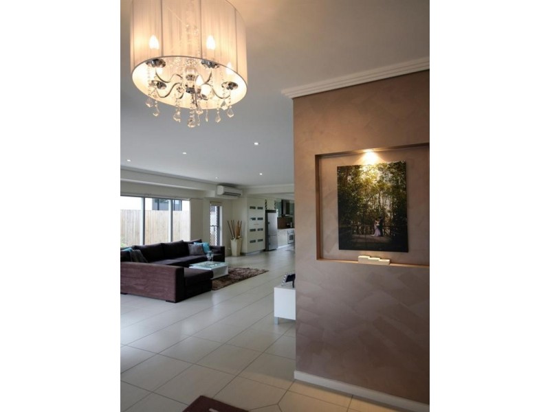 120 Bolton Street, Eight Mile Plains QLD 4113