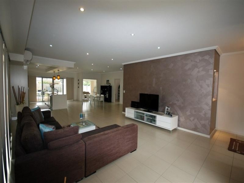 120 Bolton Street, Eight Mile Plains QLD 4113