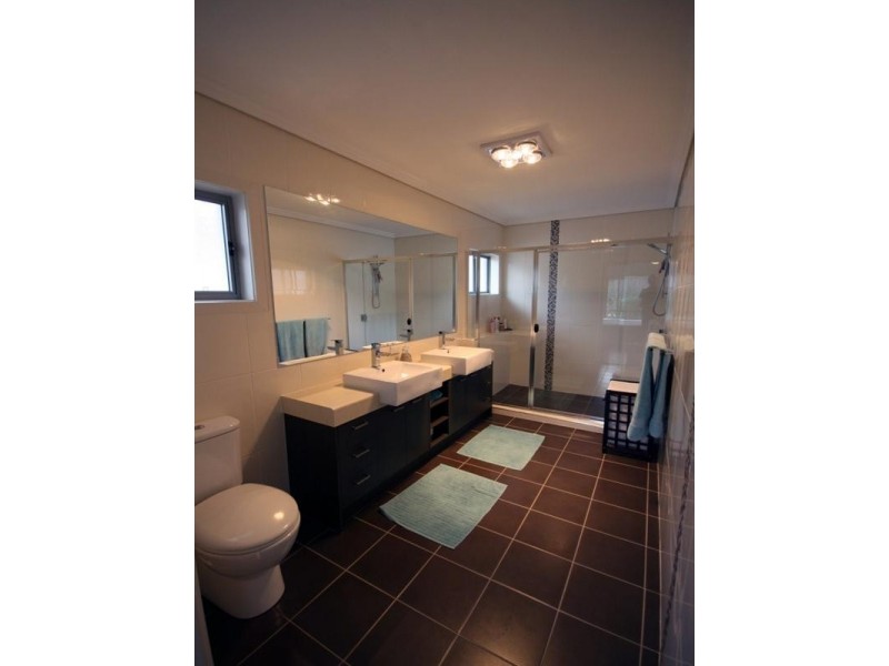 120 Bolton Street, Eight Mile Plains QLD 4113