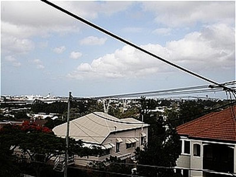 2/40 Pine Street, Bulimba QLD 4171