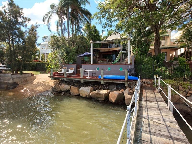 102 Quay Street, Bulimba QLD 4171