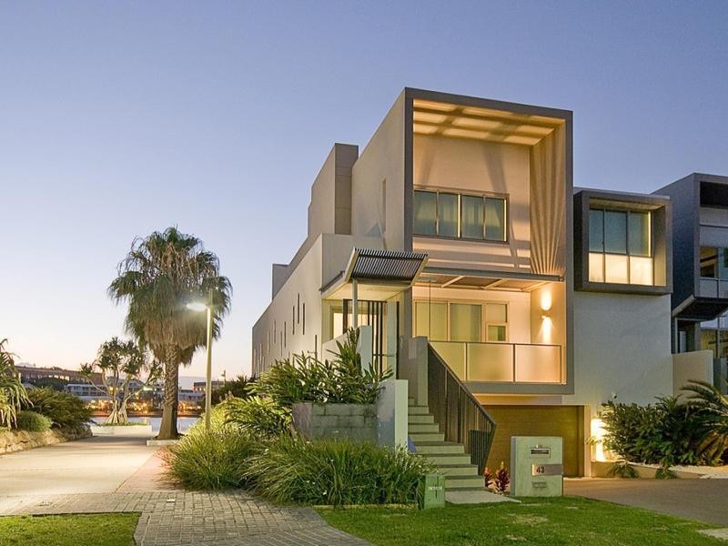 43 Waterline Crescent, Bulimba QLD 4171