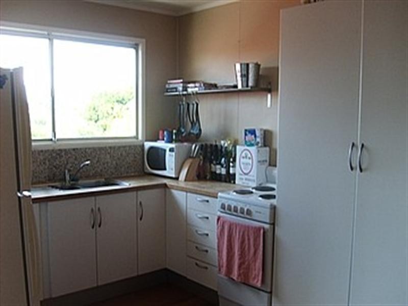 14 Miles Street, Hawthorne QLD 4171