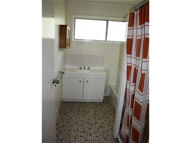 14 Miles Street, Hawthorne QLD 4171