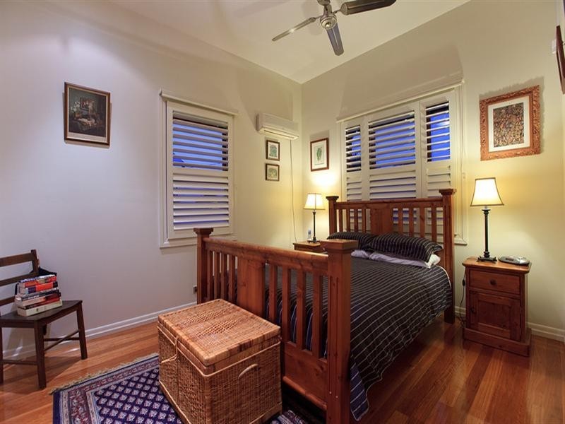 22 Govett Avenue, Hawthorne QLD 4171