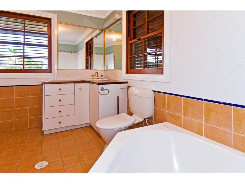 96 Bywong Street, Toowong QLD 4066