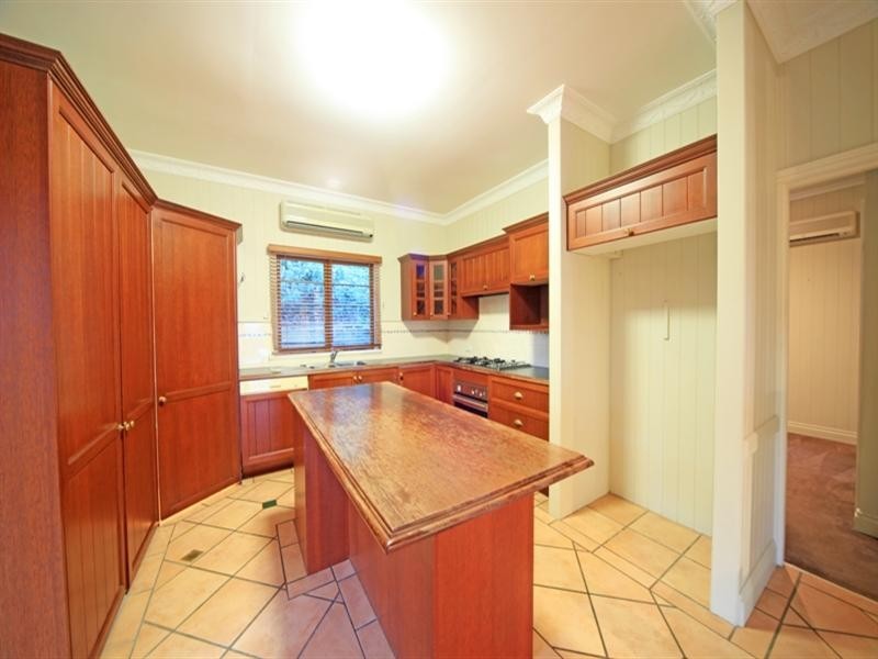 21 Ryan Avenue, Balmoral QLD 4171