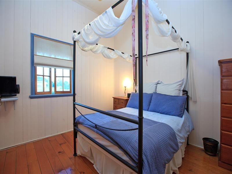 47 Pine Street, Bulimba QLD 4171