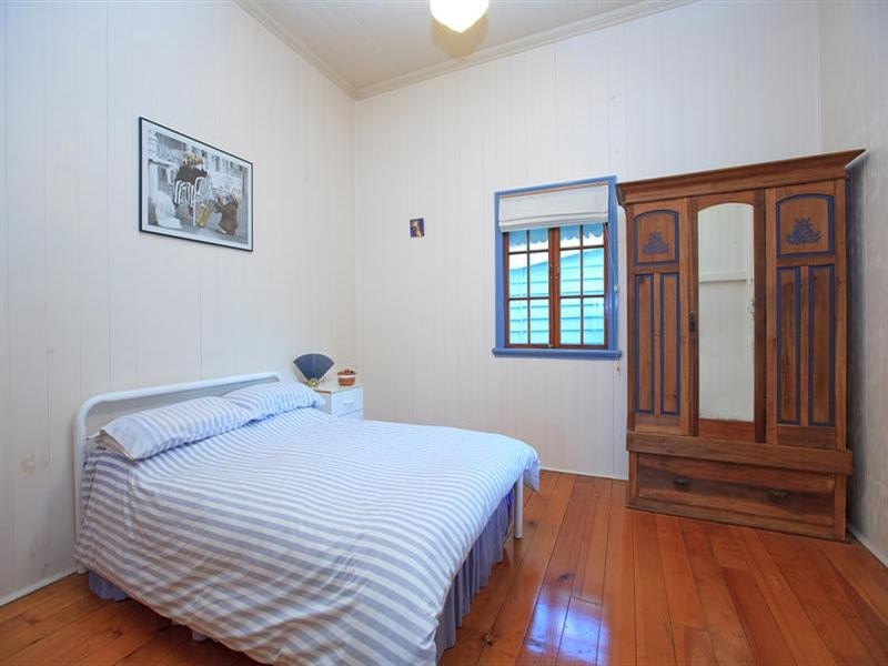 47 Pine Street, Bulimba QLD 4171