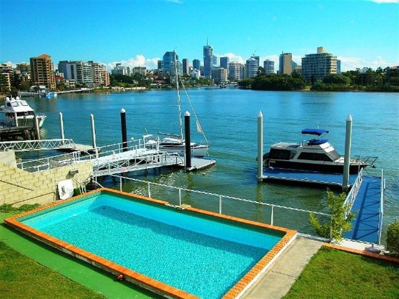 East Brisbane QLD 4169