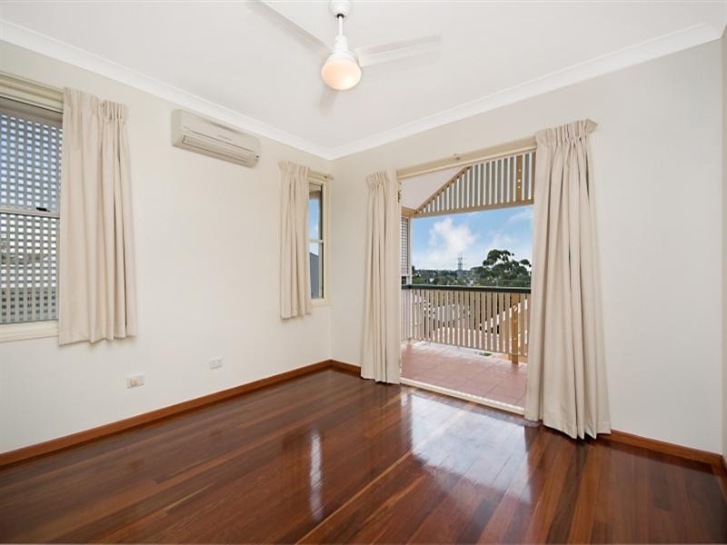 24B Parry Street, Bulimba QLD 4171