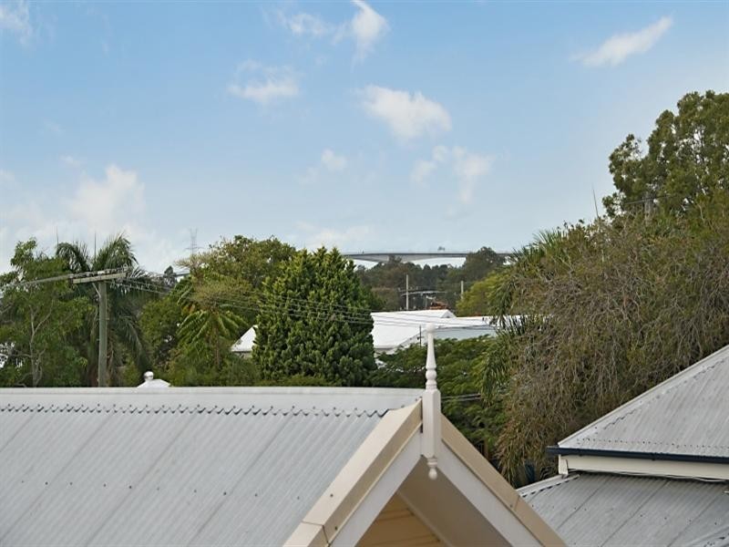24B Parry Street, Bulimba QLD 4171