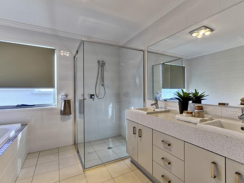 29 Taylor Street, Balmoral QLD 4171