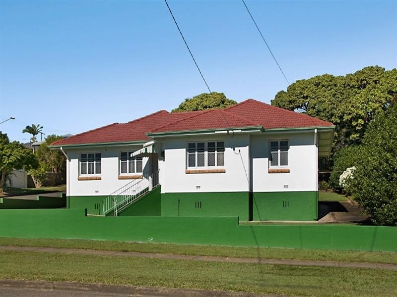 77 Dahlia Street, Cannon Hill QLD 4170