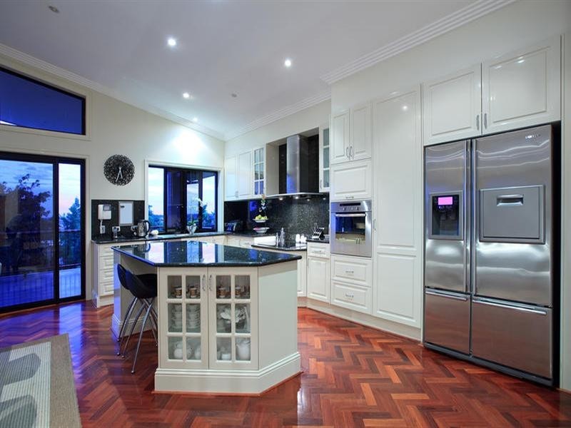 12 Melrose Close, Carindale QLD 4152