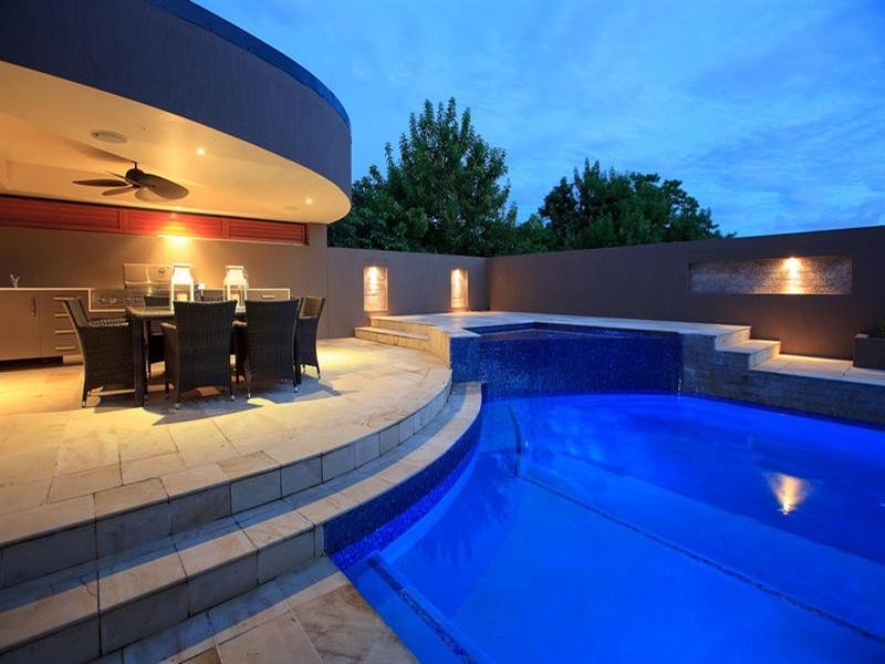 12 Melrose Close, Carindale QLD 4152