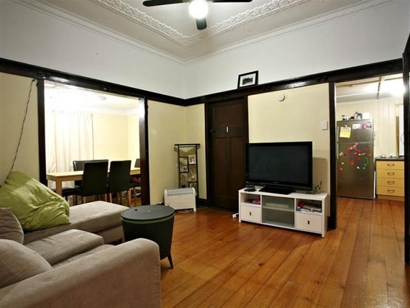 49 Balmoral Street, Hawthorne QLD 4171