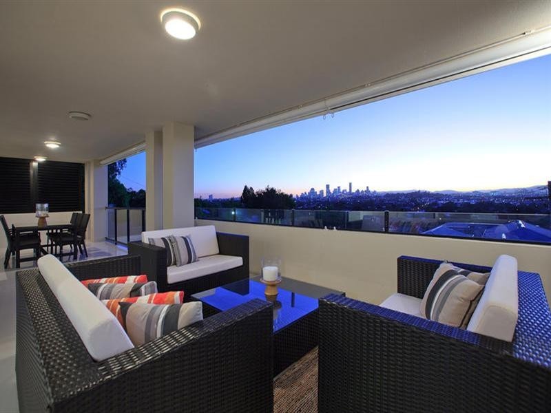 43 Dilkera Street, Balmoral QLD 4171