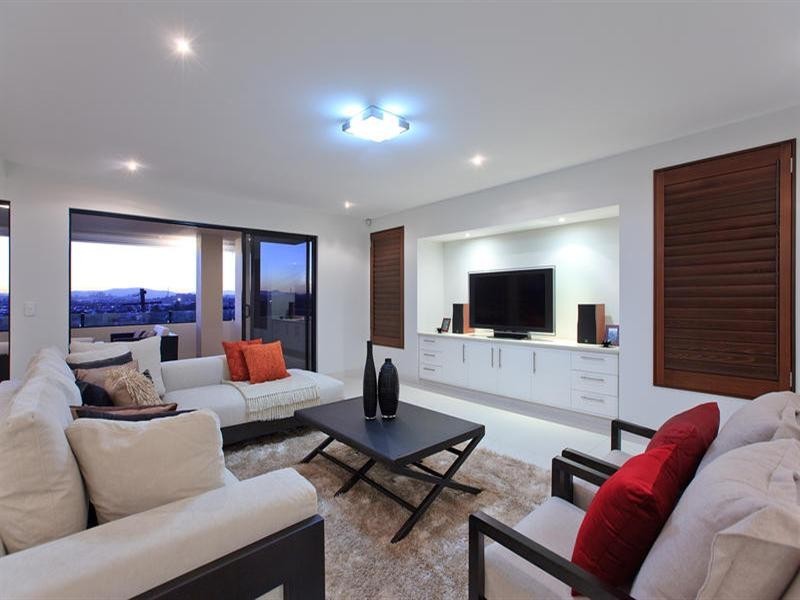 43 Dilkera Street, Balmoral QLD 4171