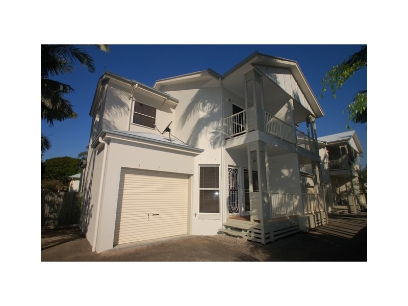 4/11 Beatrice Street, Hawthorne QLD 4171