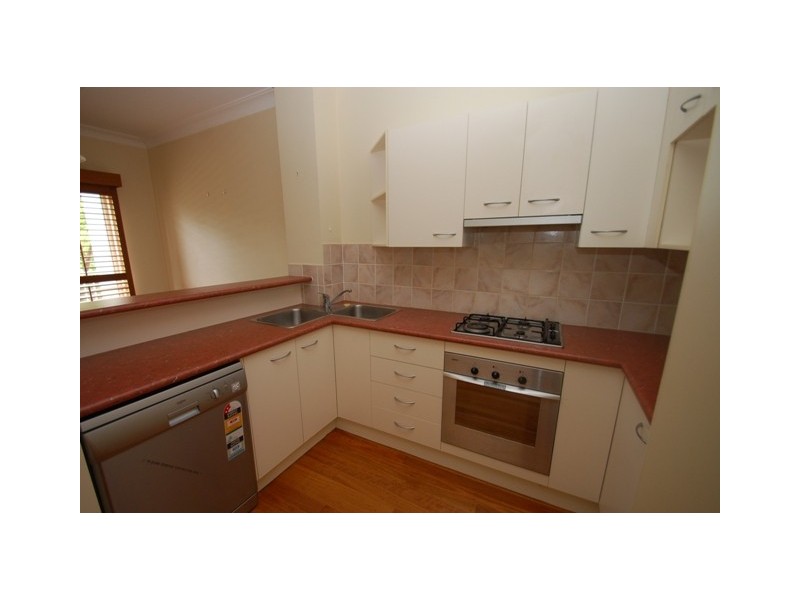 4/11 Beatrice Street, Hawthorne QLD 4171