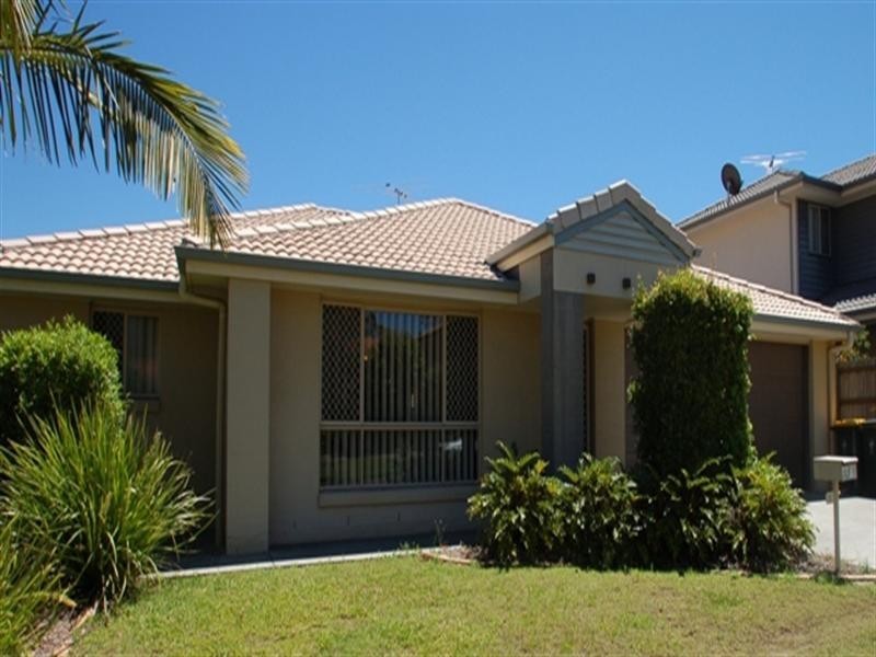 8 Mead Place, Calamvale QLD 4116