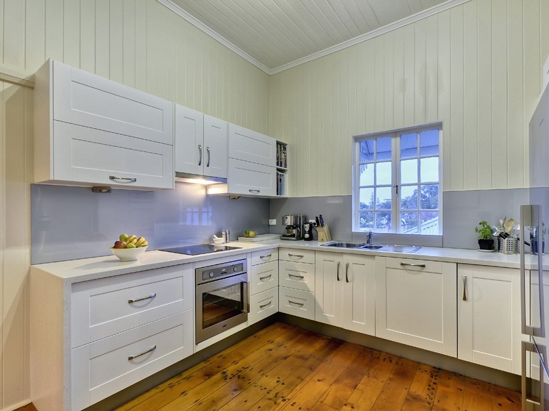 43 Barradine Street, Greenslopes QLD 4120