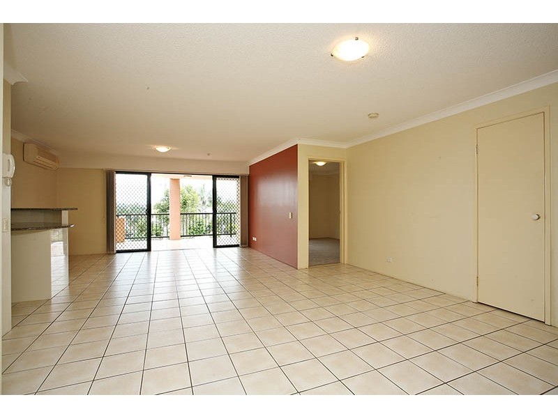 2/16 Norman Crescent, Norman Park QLD 4170