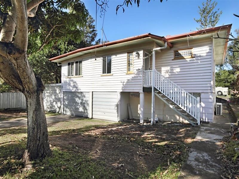 36 Brown Street, Camp Hill QLD 4152
