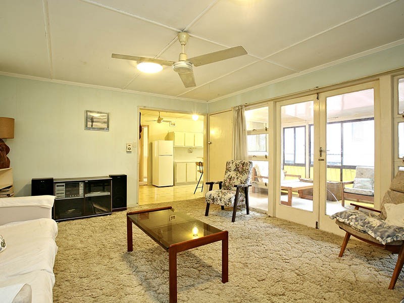9 Cecile Street, Balmoral QLD 4171