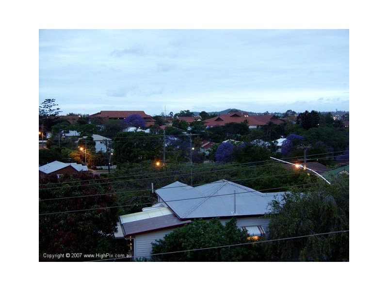 6A Hanworth Street, East Brisbane QLD 4169