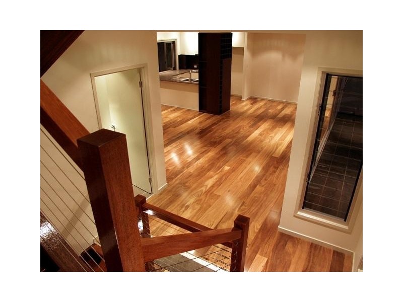 6A Hanworth Street, East Brisbane QLD 4169