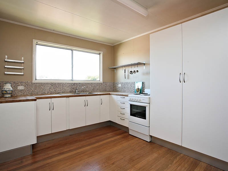 14 Miles Street, Hawthorne QLD 4171