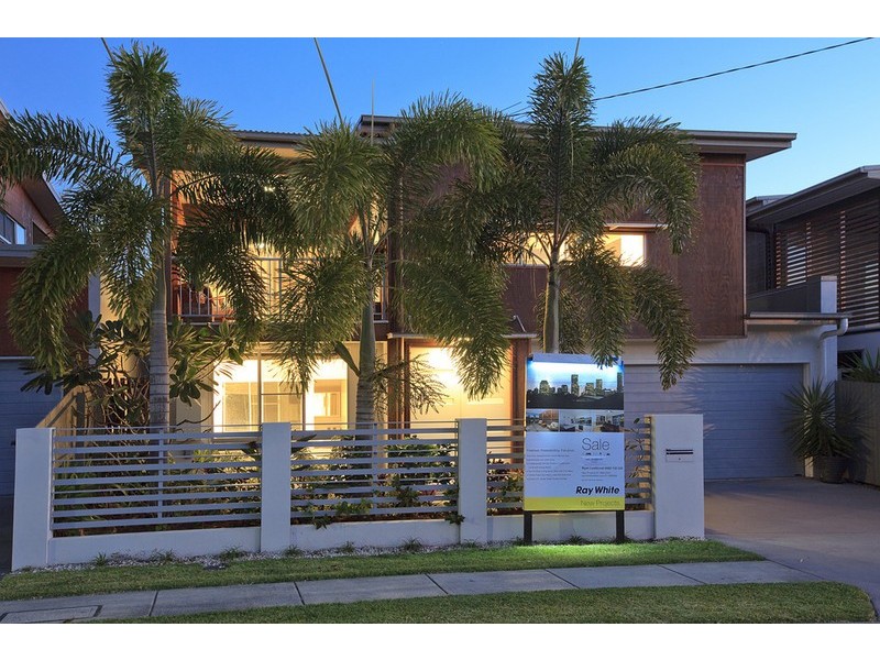 8 Eton Street, Bulimba QLD 4171