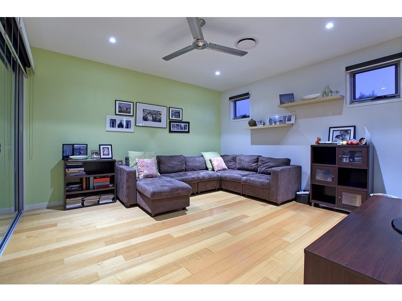 8 Eton Street, Bulimba QLD 4171