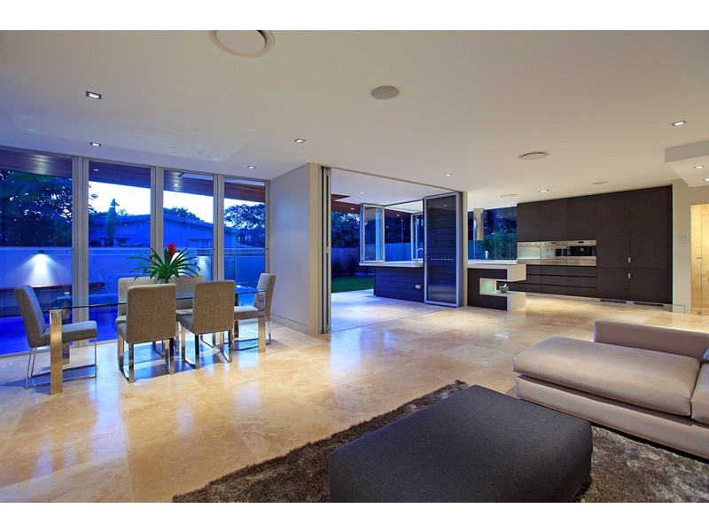 22 Coutts Street, Bulimba QLD 4171