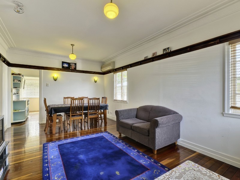 79 Norfolk Street, Coorparoo QLD 4151